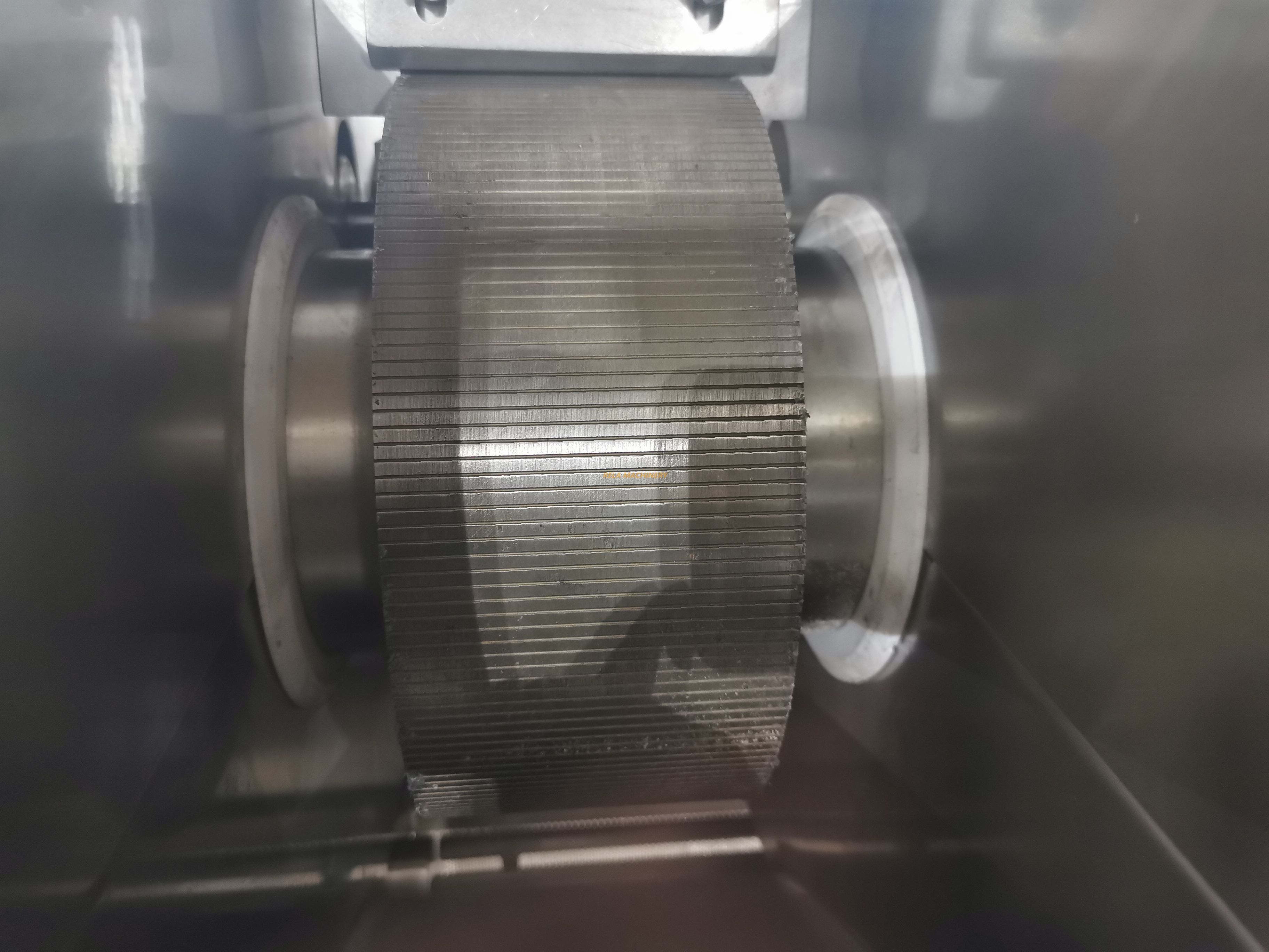 Stainless Steel Roller Compactor Dry Granulator Machine