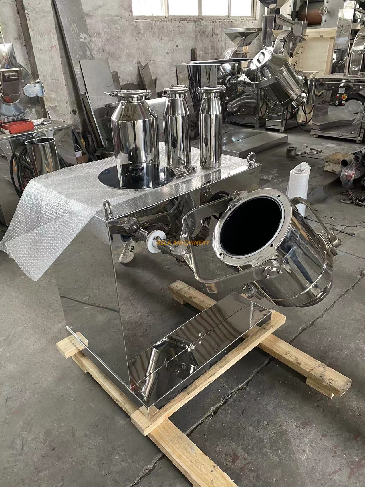 Lab Scale Small 3D Motion Mixer Machine
